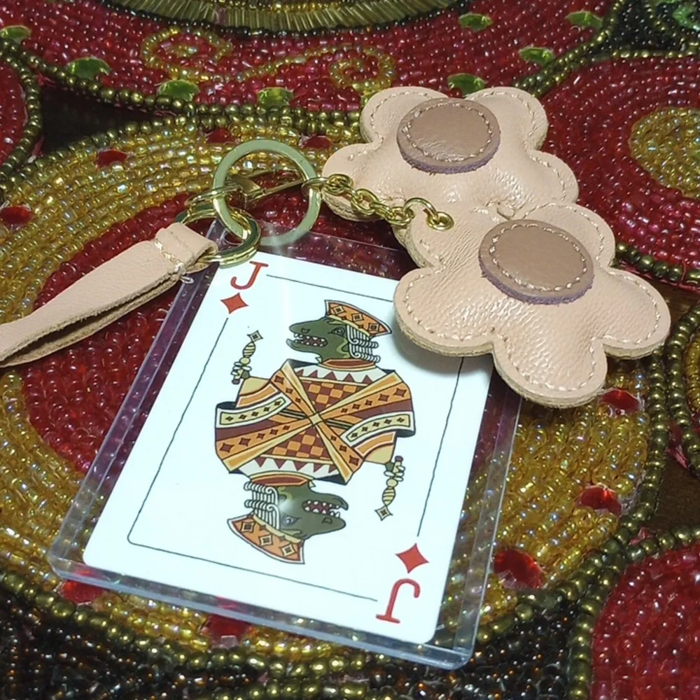 Coach Playing Card With Fashion Keychain - Picture 9 of 11